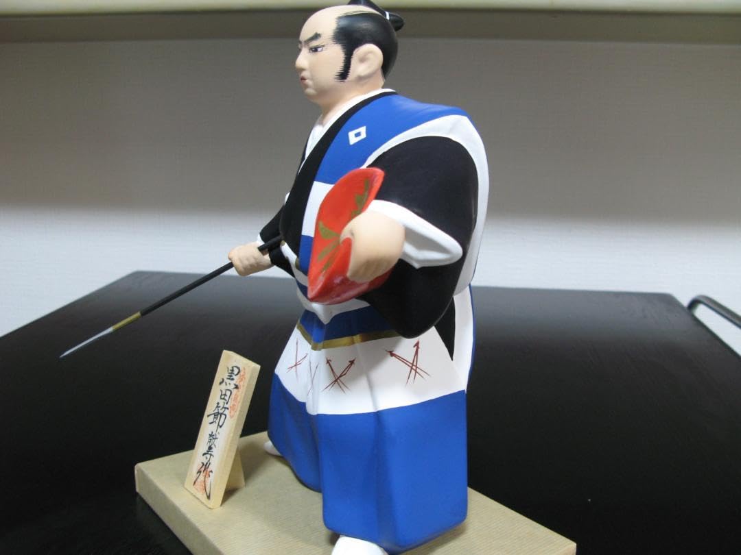 博多人形　黒田武士　献寿作 Amazon | ヴィンテージ 博多人形 黒田武士 黒田節献寿作 | 博多