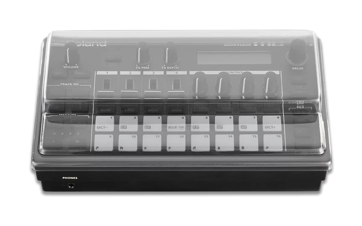 Decksaver Coque pour Roland MC-101 (Soft-Fit) – Couvercle de protection en polycarbonate super durable de couleur transparente fumée, fabriquée au Royaume-Uni – Le choix des producteurs pour une