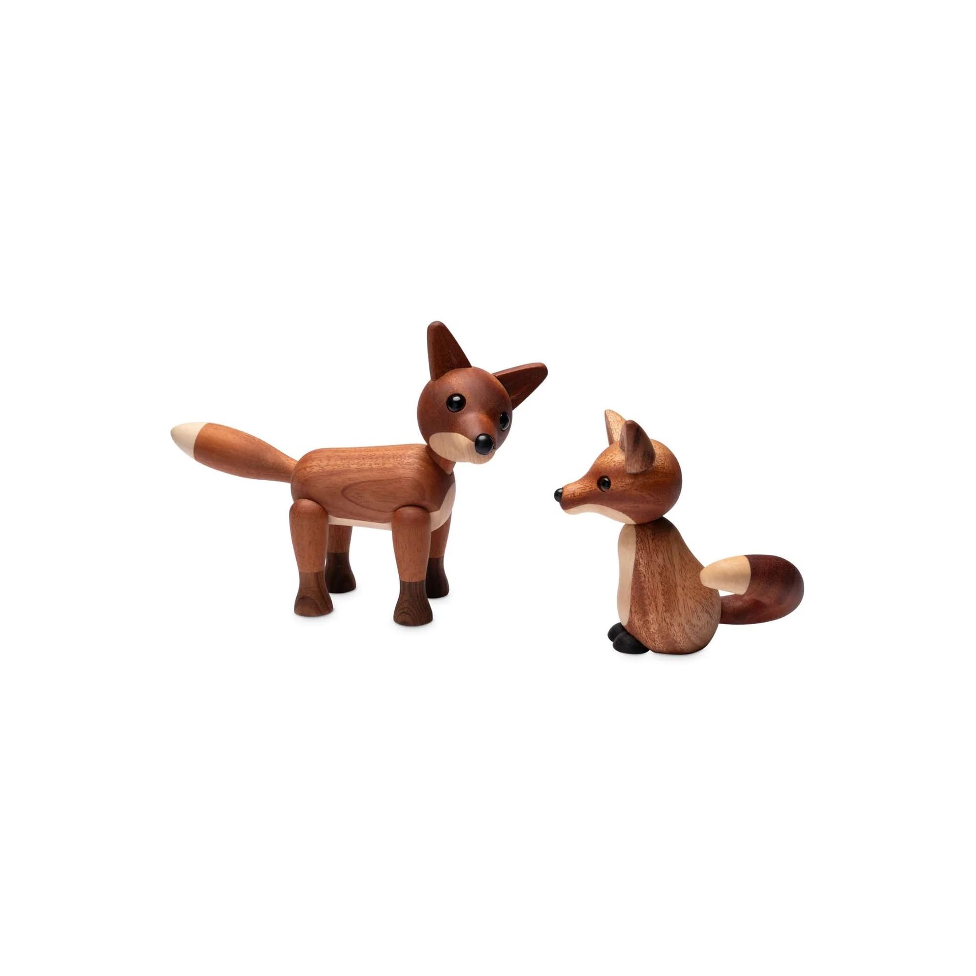 Spring Copenhagen Foxy - Elegante figura de madera de zorro | Figura de madera | 12 x 18,5 x 5,5 cm | Decoración del hogar | Madera (caoba FSC, arce, fresno térmico) | Colección de figuras de madera |