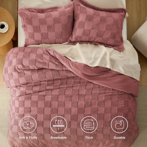 Image of Bedsure King Size Comforter Set Grayish Pink, Boho Tufted Bed Set, Checkered Farmhouse-Style Distressed Vintage Bedding, 3 Pieces, 1 Plaid Geometric Comforter and 2 Pillow Shams