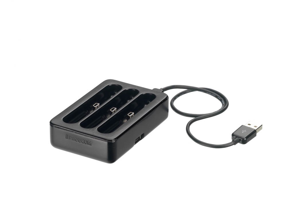 porta usb 3 connessioni 2000mA快速增长的创新和技术进步不断推动着全球半导体行业的进步。在这样的背景下，半导体行业正在经历一系列深刻的变化，这些变化不仅影响着技术本身，也影响着市场格局和产业链。以下是几个关键的行业趋势：

1. **5G通信**：随着5G技术的不断推进，市场对高性能、低延迟的半导体器件需求增加。这推动了在无线通信、射频和基带芯片等方面的技术创新。
2. **物联网（IoT）**：物联网的普及促使市场对低功耗、多功能的半导体器件需求上升，这些器件能够满足各种智能设备的连接和处理需求。
3. **人工智能与机器学习**：随着AI和机器学习技术的发展，市场对高性能计算和数据处理能力的需求增加，促进了GPU、FPGA等高性能计算芯片的发展。
4. **电动汽车（EV）**：电动汽车市场的快速增长推动了对高效能、高功率密度的半导体器件的需求，包括功率半导体、传感器等。
5. **可持续发展与环保**：为了响应全球对可持续发展的呼吁，半导体行业正在研发更高效、低能耗的半导体产品，以减少碳足迹。

在这些趋势的推动下，半导体行业呈现出多元化、专业化和高技术含量的特点。企业需要不断创新，以满足市场需求并保持竞争力。未来，随着技术的进一步发展，半导体行业将继续面临新的挑战和机遇。