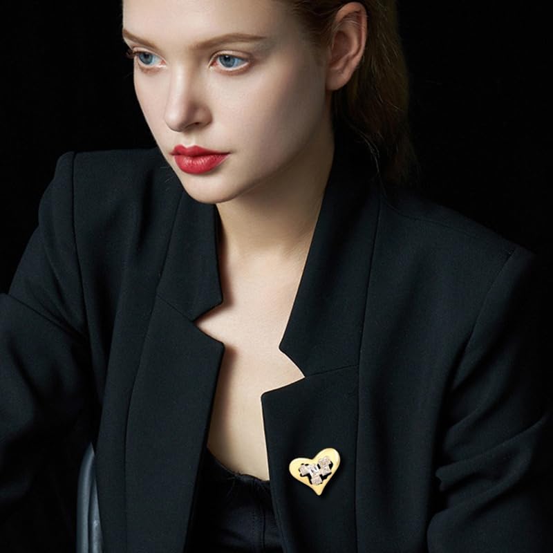 Image of Elegant Pearl Flower Designer Brooch Pins Broches Costume Jewelry For Women Fashion Christmas Gift
