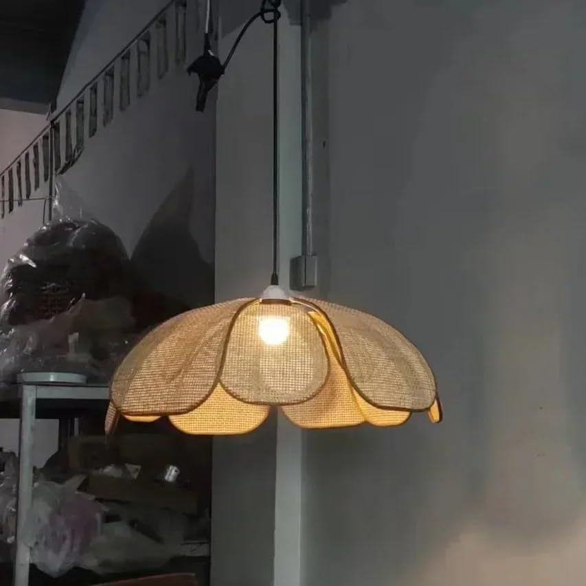 Lustre en rotin apaisant pour créer un cocon bohème dans votre chambre