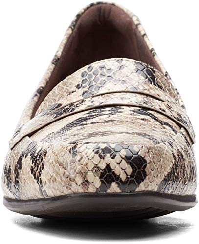 Image of Clarks Womens 26153195 Burgundy Loafer