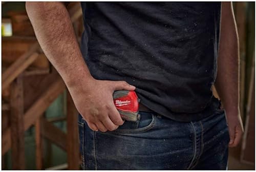 Vista 7 de Milwaukee 4932459596 Cinta métrica Pro Compact de 26.2 ft26 pies, color rojo
