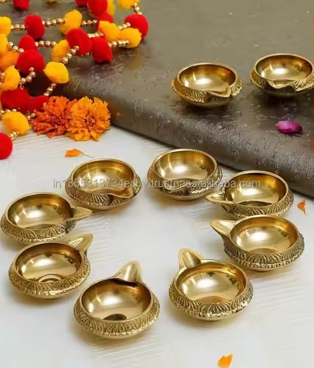 KUMKUM Fashions Metal Oil Lamp Diya for Pooja or Puja Deepak Article |Oil Lamp for Daily Puja & Other Religious Rituals | Temples Festive Gifts (100)