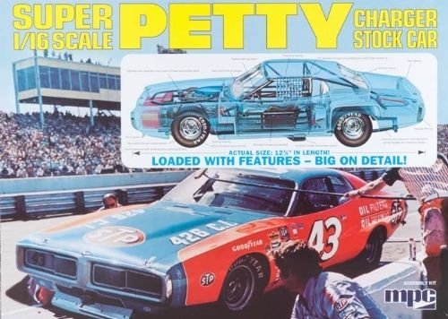Qiyun MPC Model Kits MPC 1 16 Richard Petty NASCAR Charger Plastic Model MPC767