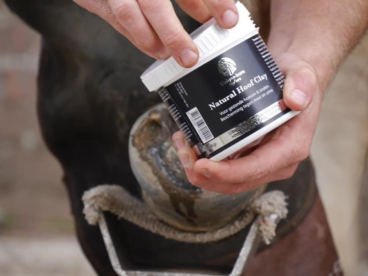 Unique-horn Natural Hoof Clay 600g | Der ultimative Schutz für die Hufe Ihres Pferdes | schützt vor Urin und Mist
