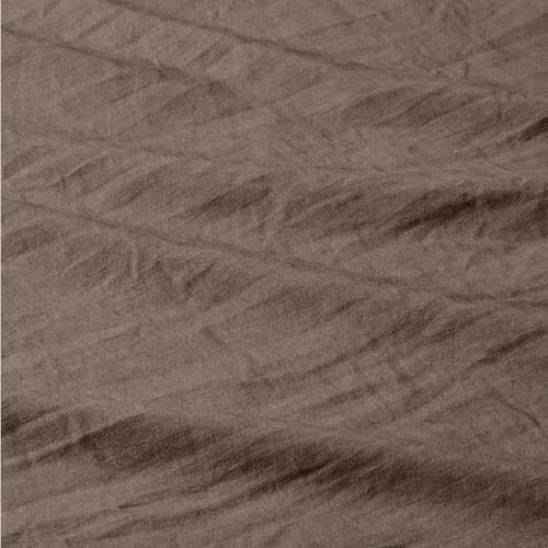 Image of Amazon Basics Brushed Microfiber Comforter Set, Extra Soft with Natural Texture, 3-Piece, King, Brown
