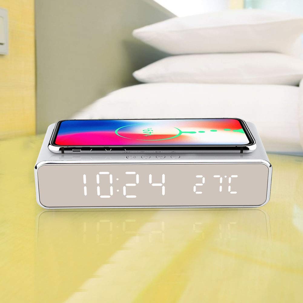 3 in 1 Orologio da Comodino Elettronico con Display LED Chiaro e Tappetino Ricarica Wireless Veloce per Casa, Hotel e Appartamento