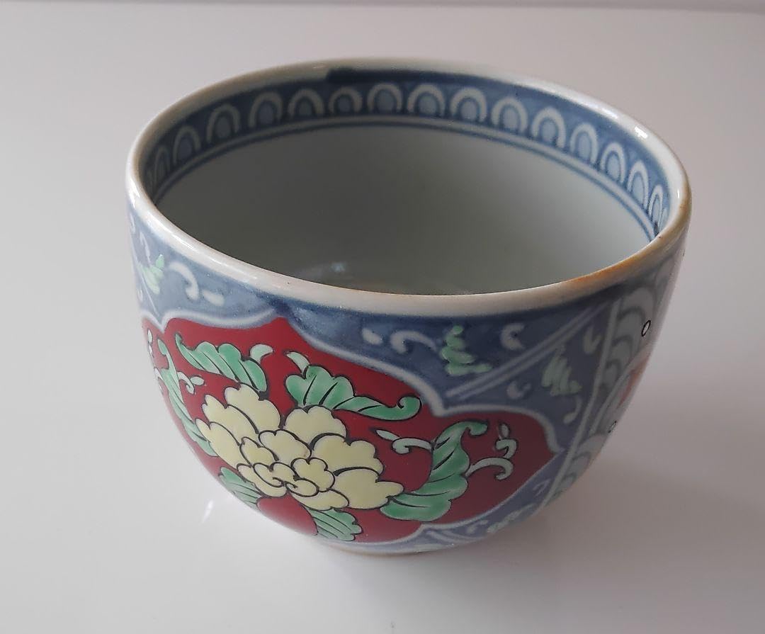 牡丹紋　(反型) ! 小丼　六代佐藤走波　有田焼　手描き　手造 Amazon.co.jp: 木甲赤濃牡丹紋 小丼 六代佐藤走波 有田焼 手描 手造