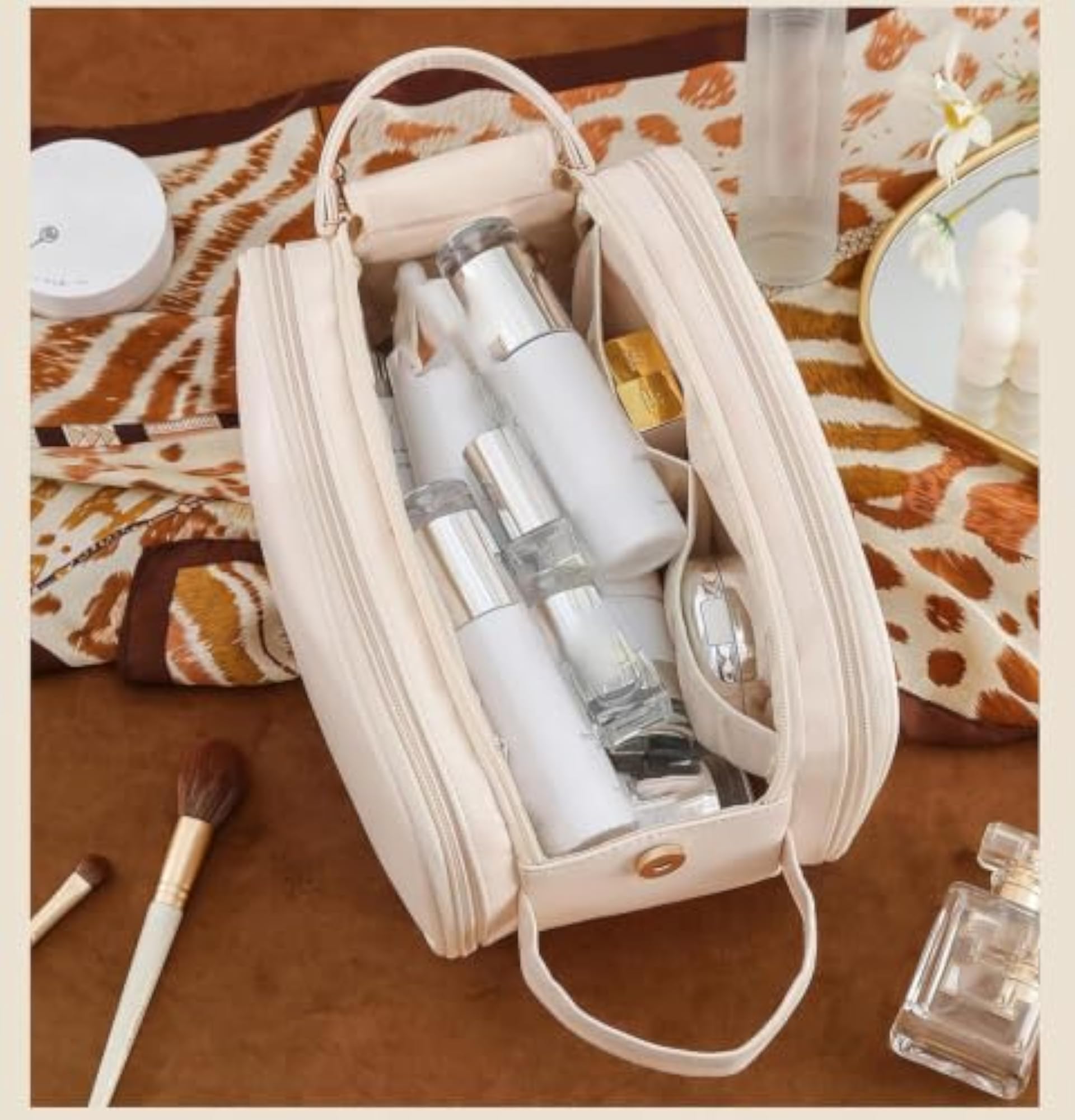 Hanging Toiletry Three-Layer Zipper U-Shaped Cosmetic Holder