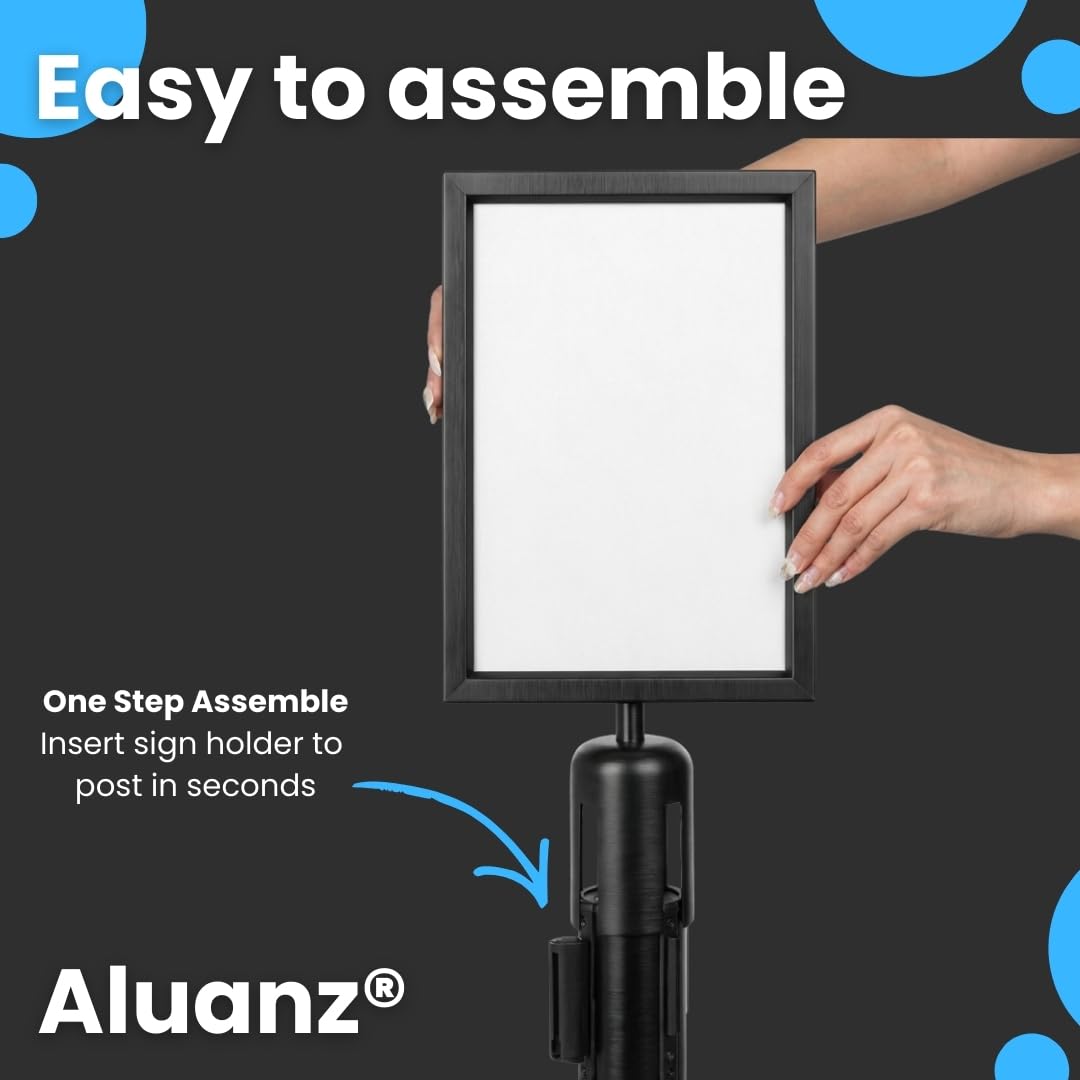 Porte Affiche A4 vertical pour poteau de guidage - Lot de 2 - Cadre double face en métal avec plexiglas, Support signalétique pour files d’attente, Diamètre max 63 mm - Noir mat