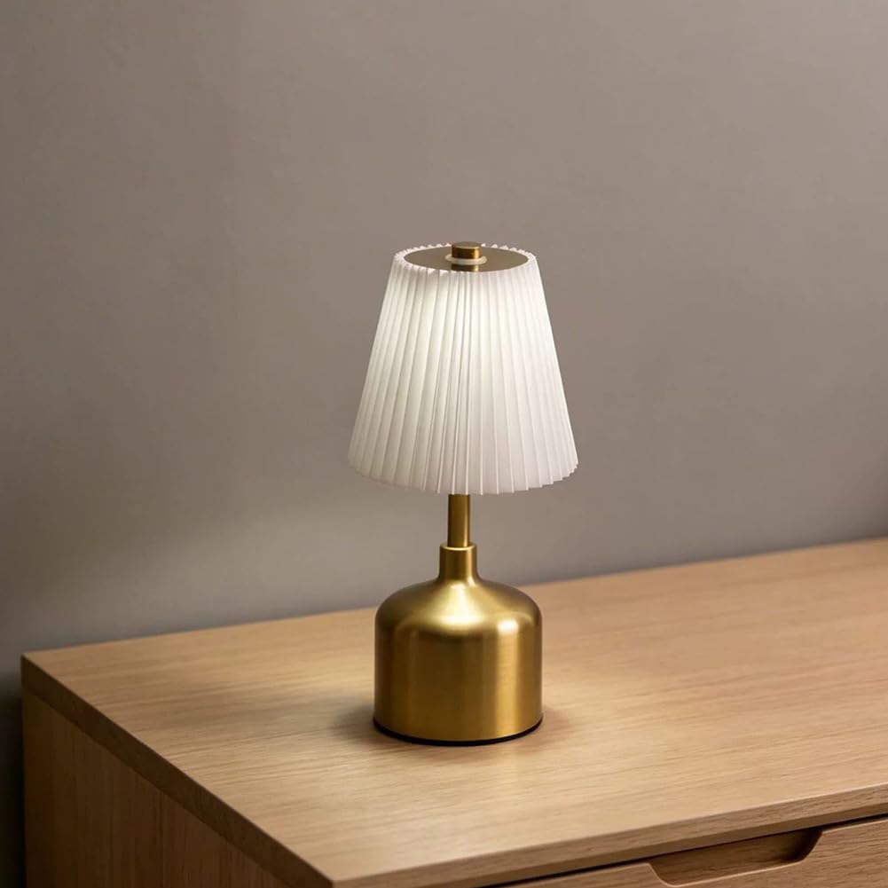LED Akku Tischleuchte Kabellos Plissiertem Stoff Schirm Nachttischlampe Batteriebetrieben USB Aufladung Tragbar Tischlampe Innen Gold Metall für Nachttisch Schlafzimmer Lesen