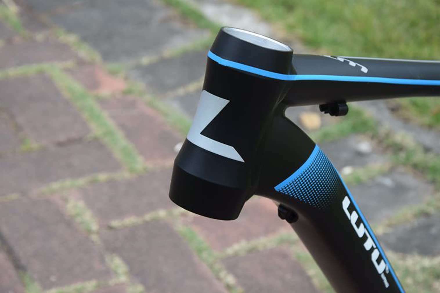 Amazon.co.jp: ディスクブレーキ フレーム 26 インチ 自転車 超軽量