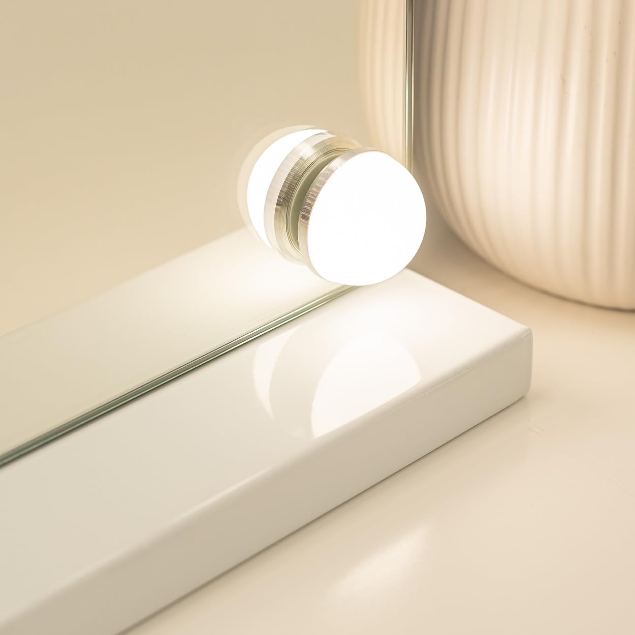 Flamingueo Miroir Coiffeuse - Bande LED - 3 Modes D'Éclairage - Intensité Réglable - Contrôle Tactile - Miroir Maquillage Lumineux - Blanc - 58x12x43cm
