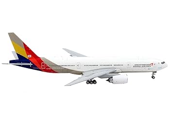 GeminiJets GJAAR1367 Asiana Airlines Boeing 777-200ER HL7755