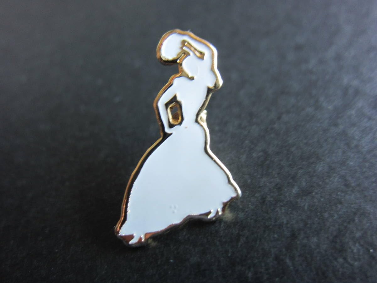 Amazon.co.jp: ジタンGITANESタバコフラメンコダンサーホワイトWinner  