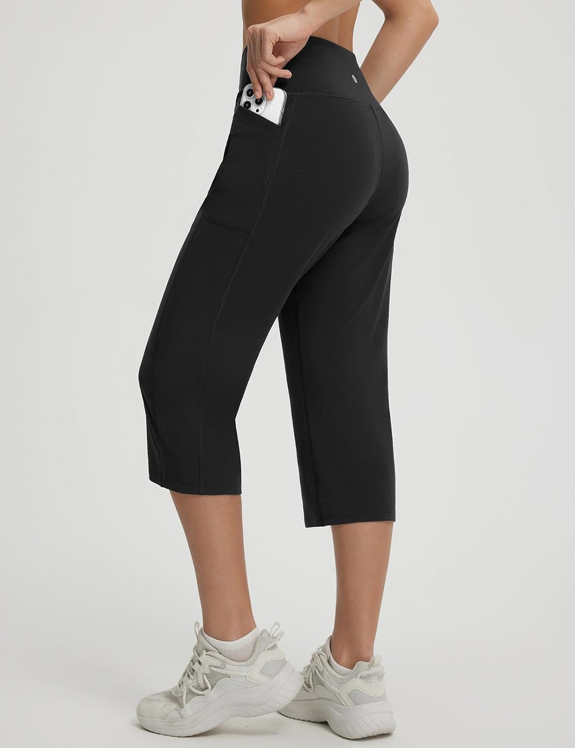 baleaf Womens Capri Pants with Pockets High Waisted Yoga Capri Leggings 18” Cropped Pants Workout Straight Leg Casual Summer - Image 2