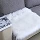 YDFYX Lammfell Schaffell Teppich Kunstfell Dekofell in Super weich Lammfellimitat Teppich Longhair Fell Optik Nachahmung Wolle Bettvorleger Sofa Matte (C-Weiß, 45 x 45cm)