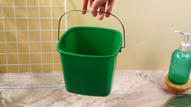 Image of Zhehao 6 Pcs 3 Quart Bucket for Cleaning Small Sanitizer Bucket for Restaurant Square Plastic Pail with Handles for Home, Offices, Commercial Use, Food Service(Orange, Green, Blue)