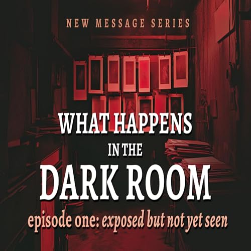 『What Happens In the Dark Room. Exposed But Not Yet Seen』のカバーアート