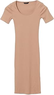 فستان من إل سي وايكيكي مصنوع من القطن والإلاستين للنساء، بقصة فيتد، مع خاصية الستريتش للراحة المثالية