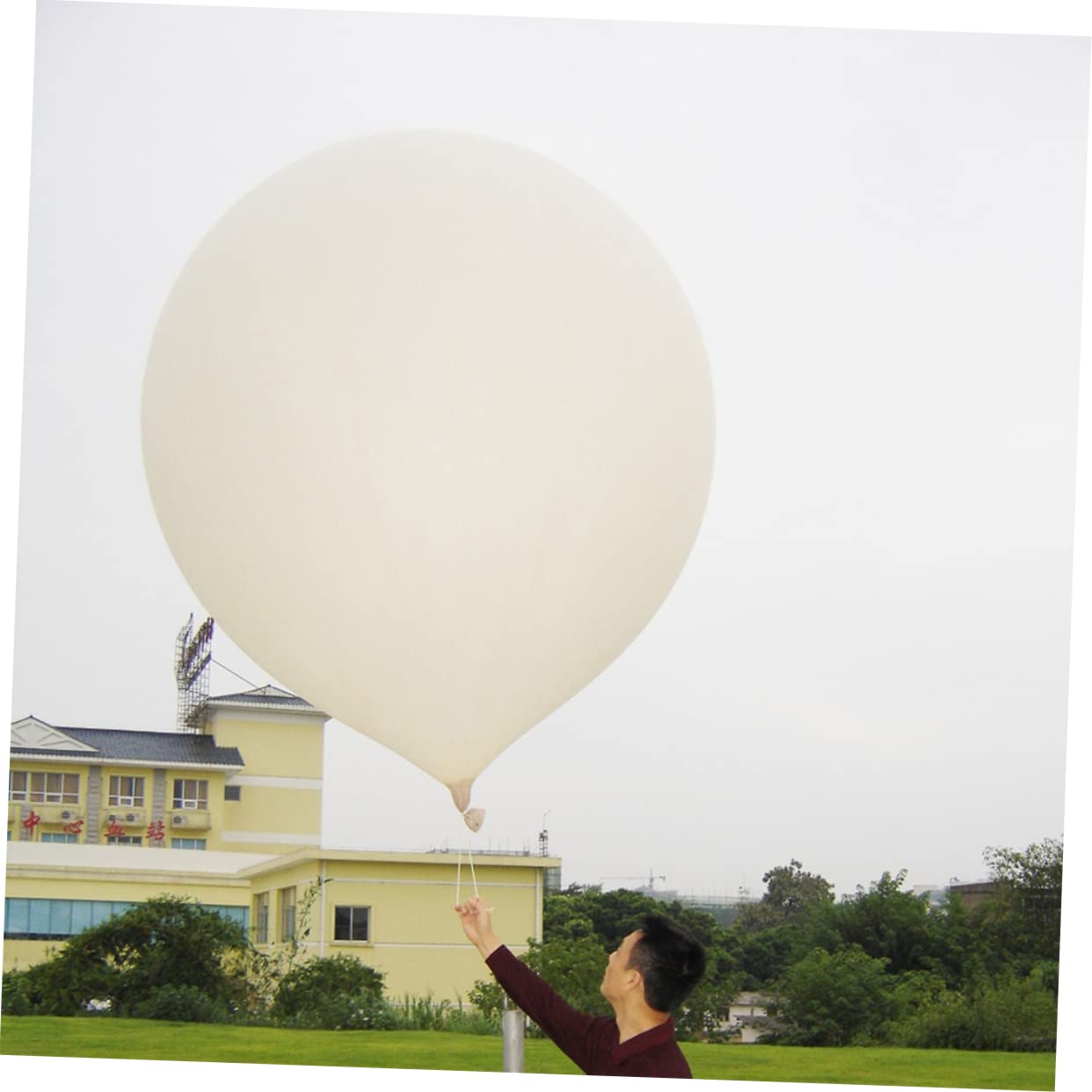 Runder Weißer Riesen Latexballon für Partydeko und Fotos