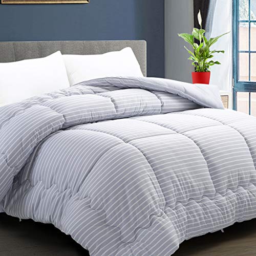 KARRISM All Season Down Alternative Full Comforter, Winter Warm Ultra Soft Quilted Duvet Insert with Corner Tabs, Wavy Box Stitched, Luxury Fluffy Lightweight (Grey White Stripe, 82 x 86 inches)