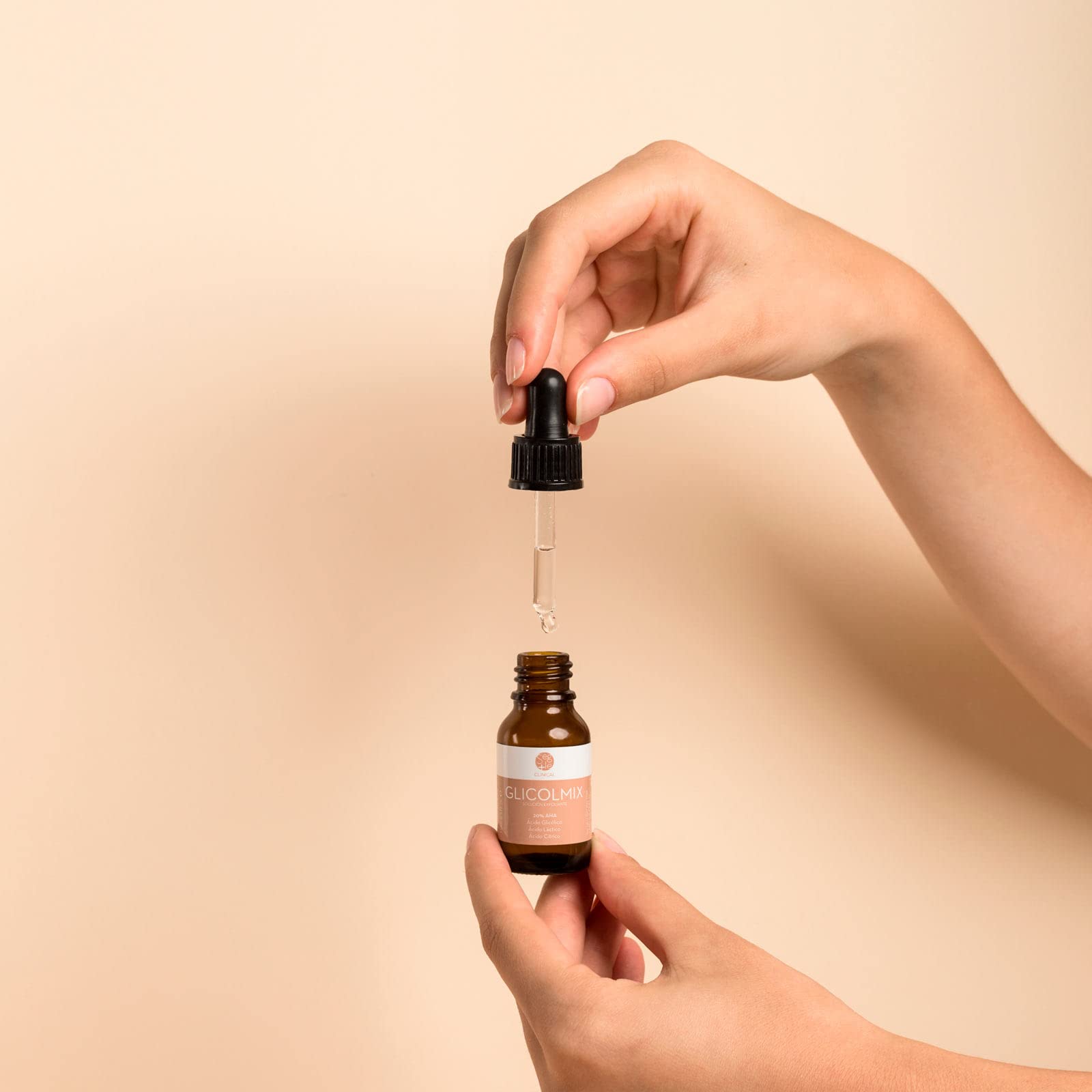 Segle Clinical | Glicolmix Serum | Peeling Serum | Für Haut mit oberflächlichen Flecken | 30ml