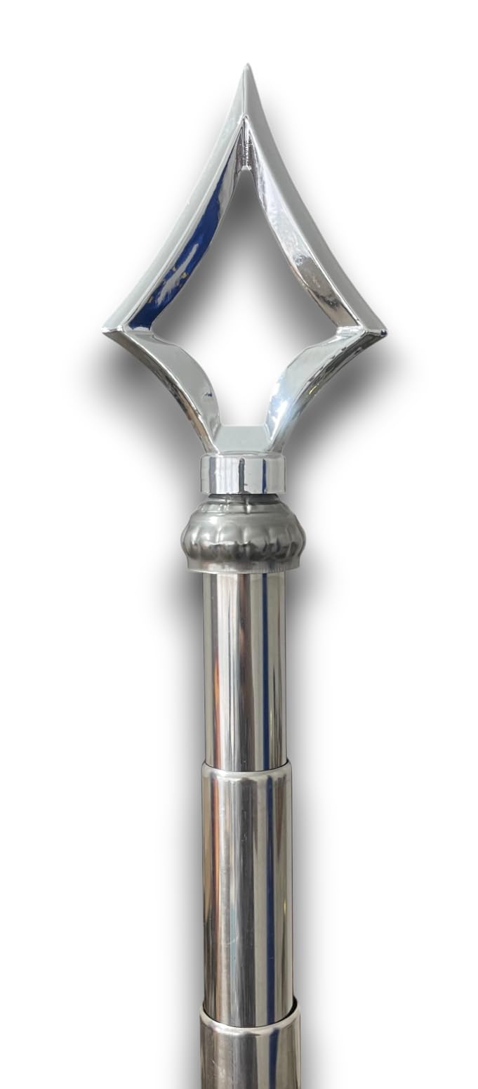 Base per bandiera con asta e spalmatore in acciaio inox finitura argento. Peso del piede 1,2 kg. Asta con punta a lancia. Altezza max. 250 cm. Ideale per bandiere interne, uffici e sale riunioni
