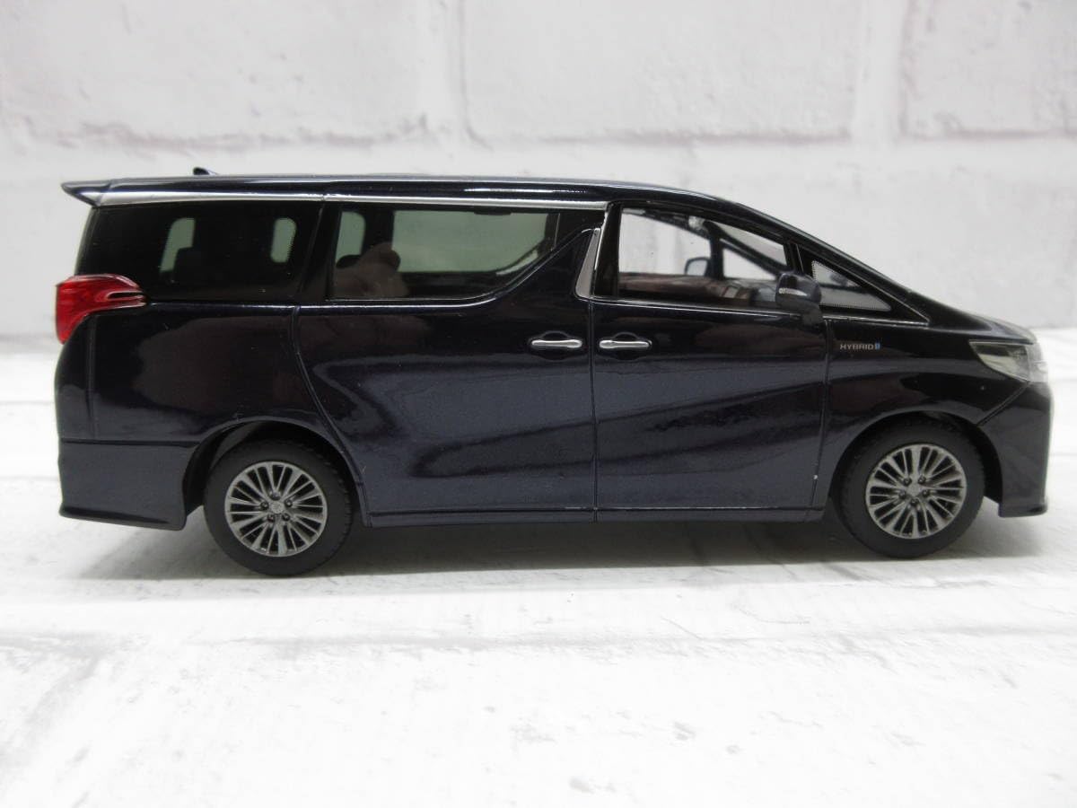 アルファード　３０系後期 カラーサンプルミニカー　スパーリングブラックパール ミニカー 1/30 ミニカー アルファード 後期 スパークリングブラック