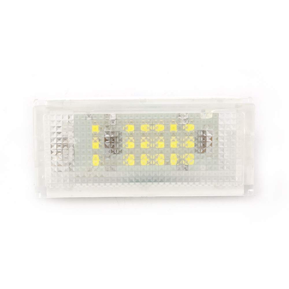 Luz de matrícula LED para viajes nocturnos seguros en BMW Serie 3 E46 de 4 puertas 7