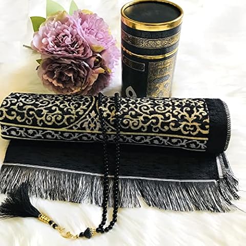 Kaaba Design Gift Boxed Chenille Prayer Mat with 99 Beads Tasbih (Model 2) Cover