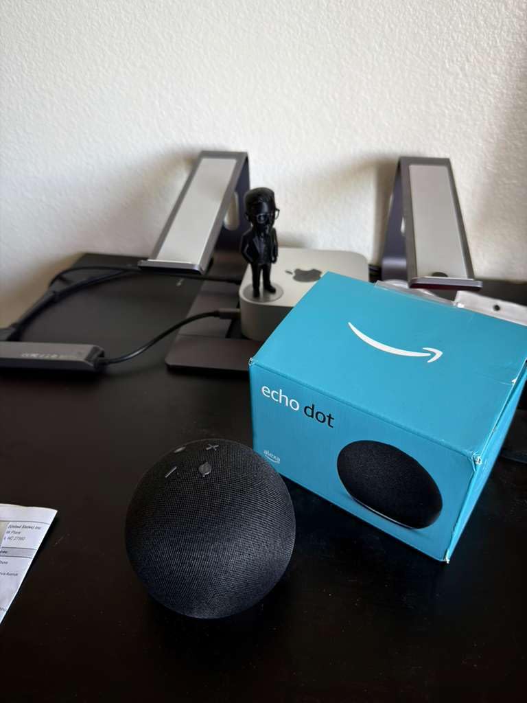Amazon Echo Dot product image