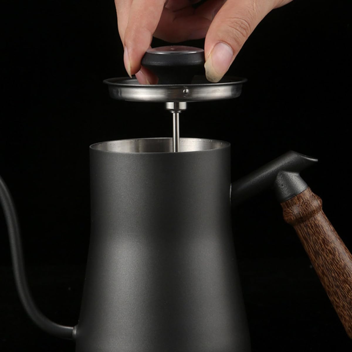 Milisten Tetera y Diseño Chic de 550 Ml Filtro de Goteo de Acero Inoxidable Mango Ergonómico para Infusiones de Té y Café en Casa
