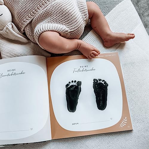 Lebenskompass Babyalbum Mein erstes Jahr "Air" mit über 75 Stickern & Spruchkarte EXTRA - Ein Baby Buch zum Eintragen - Das Babytagebuch & Erinnerungsbuch für Mädchen & Jungen 2