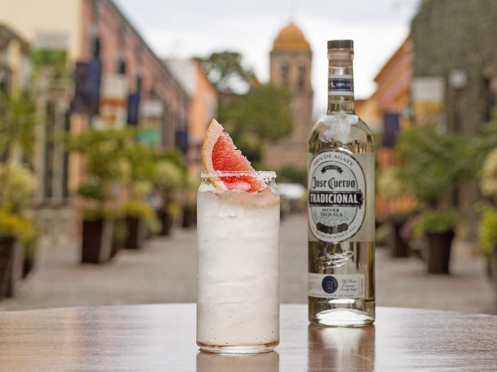 Jose Cuervo Tradicional Silver 70cl - Tequila 100% blue agave, non invecchiato. 40% vol.