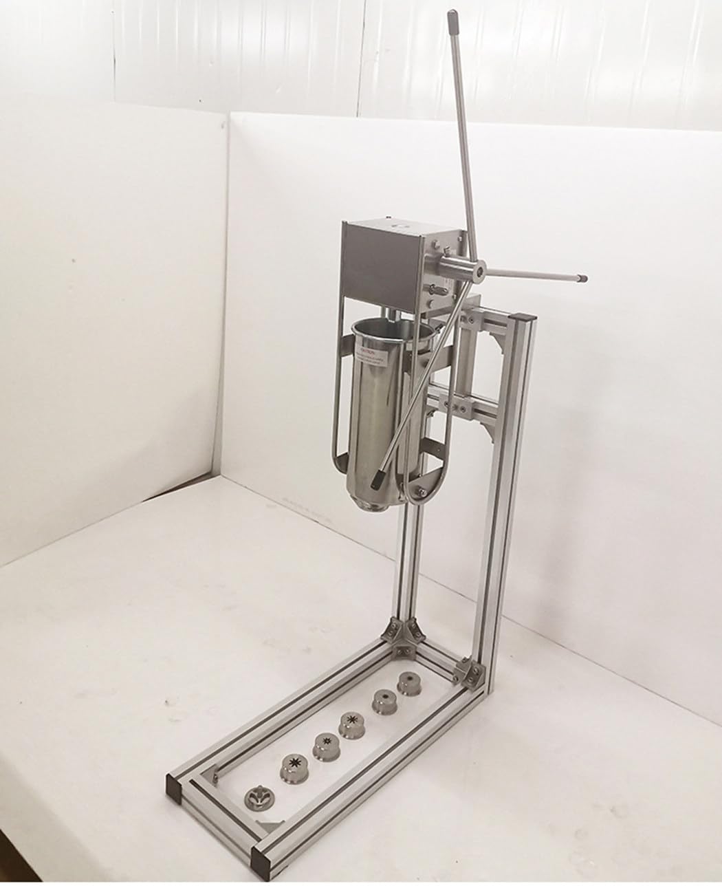 Machine à churros latine, 3L 5L 7L, en acier inoxydable, avec 6 buses, support de travail en forme de L, pour une utilisation professionnelle ou domestique,5L