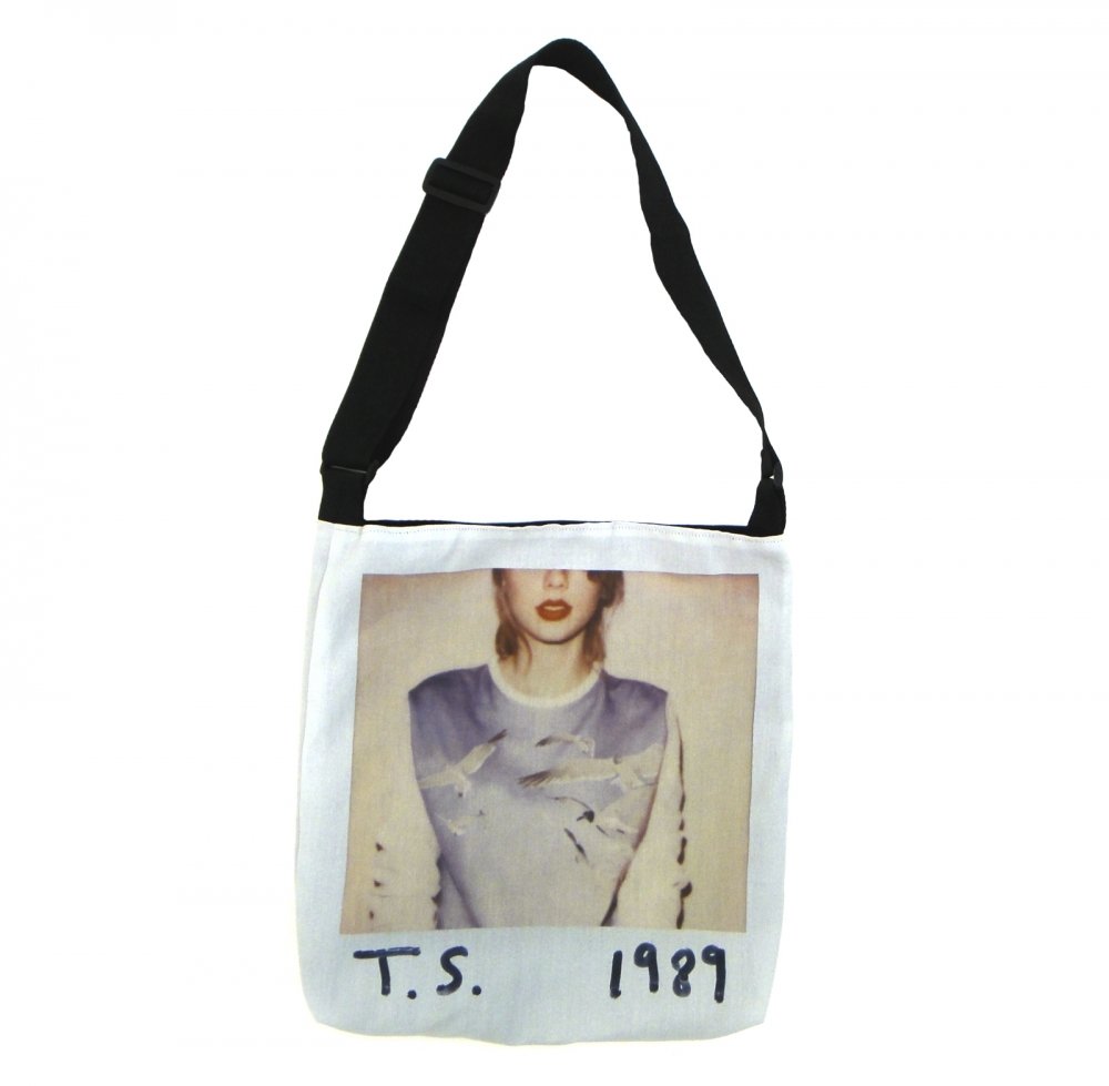 Taylor Swift 1989 album merch bag Taylor Swift 1989 World Tour Tote Beach Day Trip Bag (Sky  main image 3