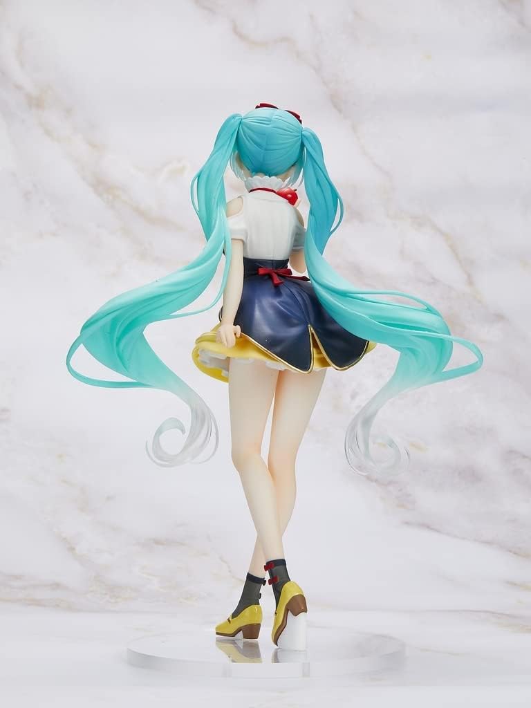 Taito Hatsune Miku Wonderland Figure ~Snow White~ Prize Figure, Multiple Colors (T83688)
