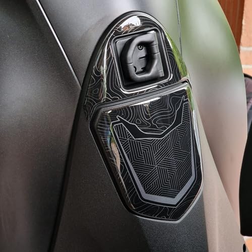 Resin Bike Adhesivos de Moto Compatibles con Honda SH 125 SH 150 2020-2025 SH125i. Protecciones Puerta Depósito de Choques y Arañazos de Moto. Adhesivos 3D Resinados - Made in Italy