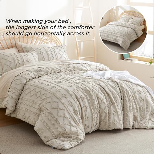 Bedsure Tufted Boho Comforter Set King Size - Linen Boho Bed Set, GentleSoft™ 3 Pieces Farmhouse Shabby Chic Embroidery Bedding, Gifts for Woman, Soft Jacquard King Comforter for All Seasons