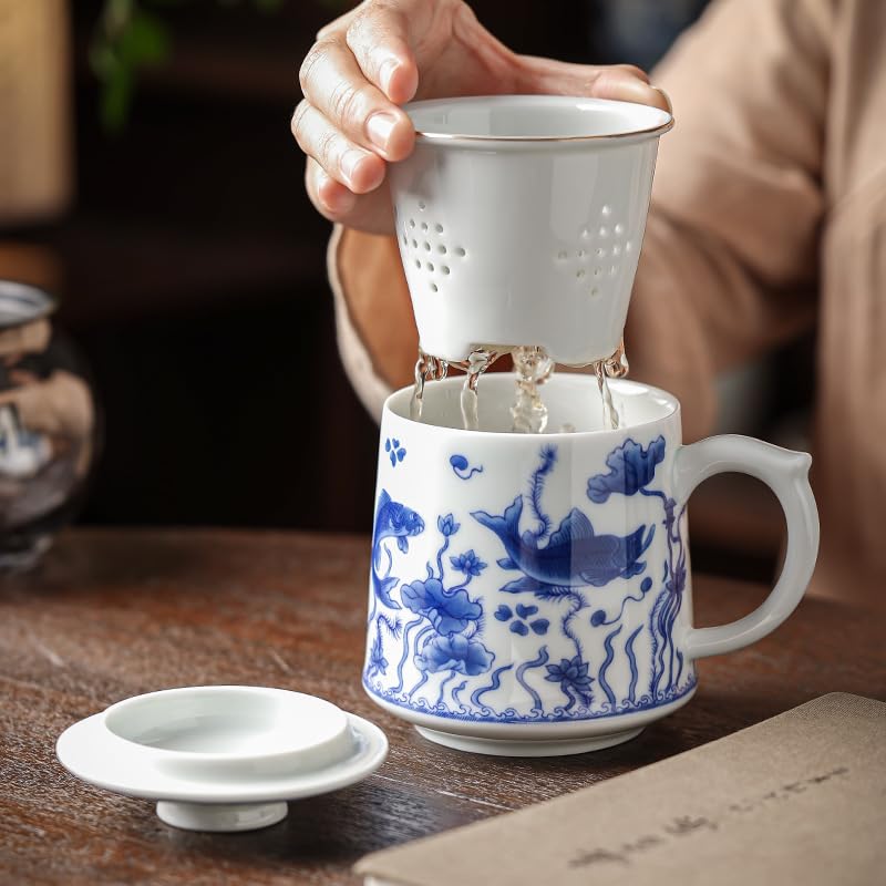 Tasse à thé Tasse à thé Tasse de séparation d'eau de thé Tasse à Eau de Filtre spéciale personnelle en céramique Bleue et Blanche Peinte à la Main Tasse à thé Tasses à thé réutilisables