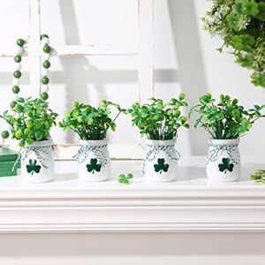 St Patricks Day Decorations 4pcs StPatricks Day Mini Jars with Artificial Shamrock Mini Vases for St Patricks Day Home Kitchen Table Fireplace Mantel Decor