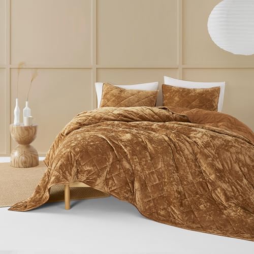 Image of Wonderful Luxury Velvet Caramel Quilt Set King, Diamond Stitch Pattern Bedding,Lightweight Ultra-Soft Skin-Friendly,All-Season,Versatile as Comforter /Bedspread for Adults Teens Kids Bedroom,106 inchx94 inch
