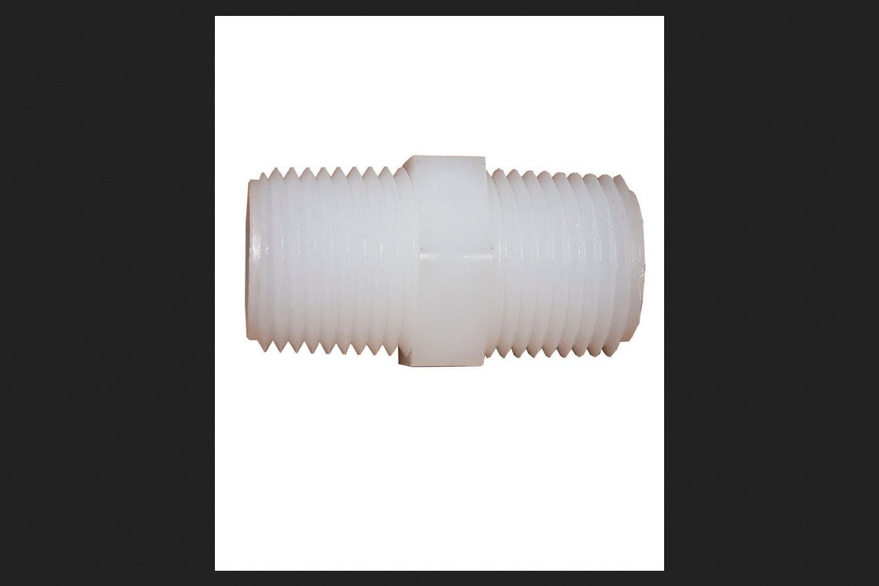 NIPPLE 3/8MPTX3/8MPT