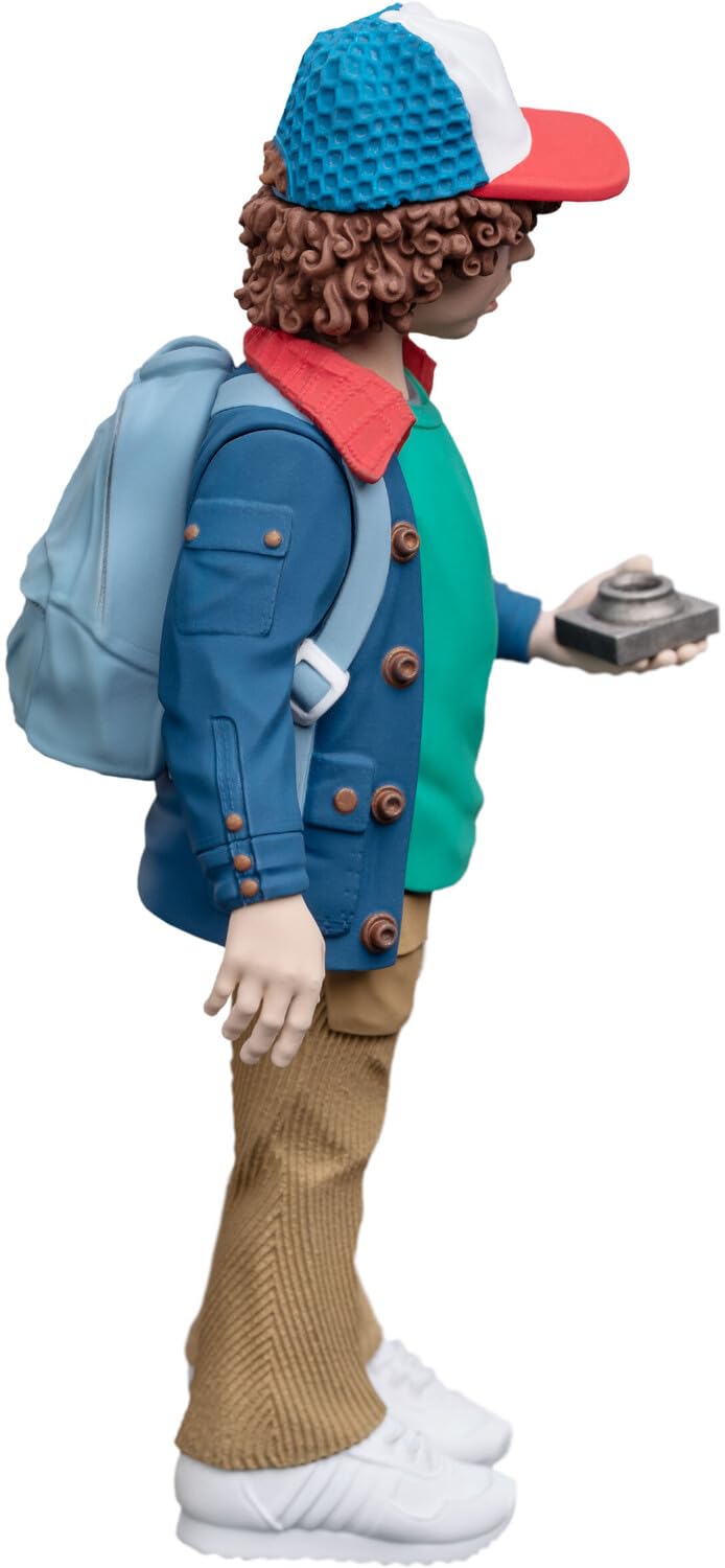 Weta Workshop Stranger Things Figurka Mini Epics Dustin The Pathfinder (Season 1) Edycja limitowana 14 cm
