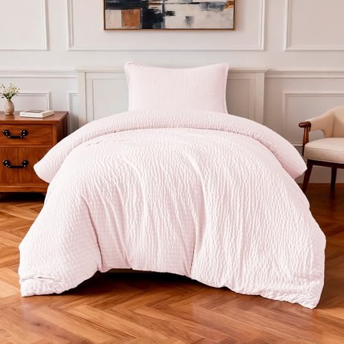 Image of Amazon Basics Duvet Cover Set with Jacquard Geometric Pattern, 2-Piece with 1 Duvet Cover and 1 Pillow Sham, Comforter Not Included, Twin, Pink