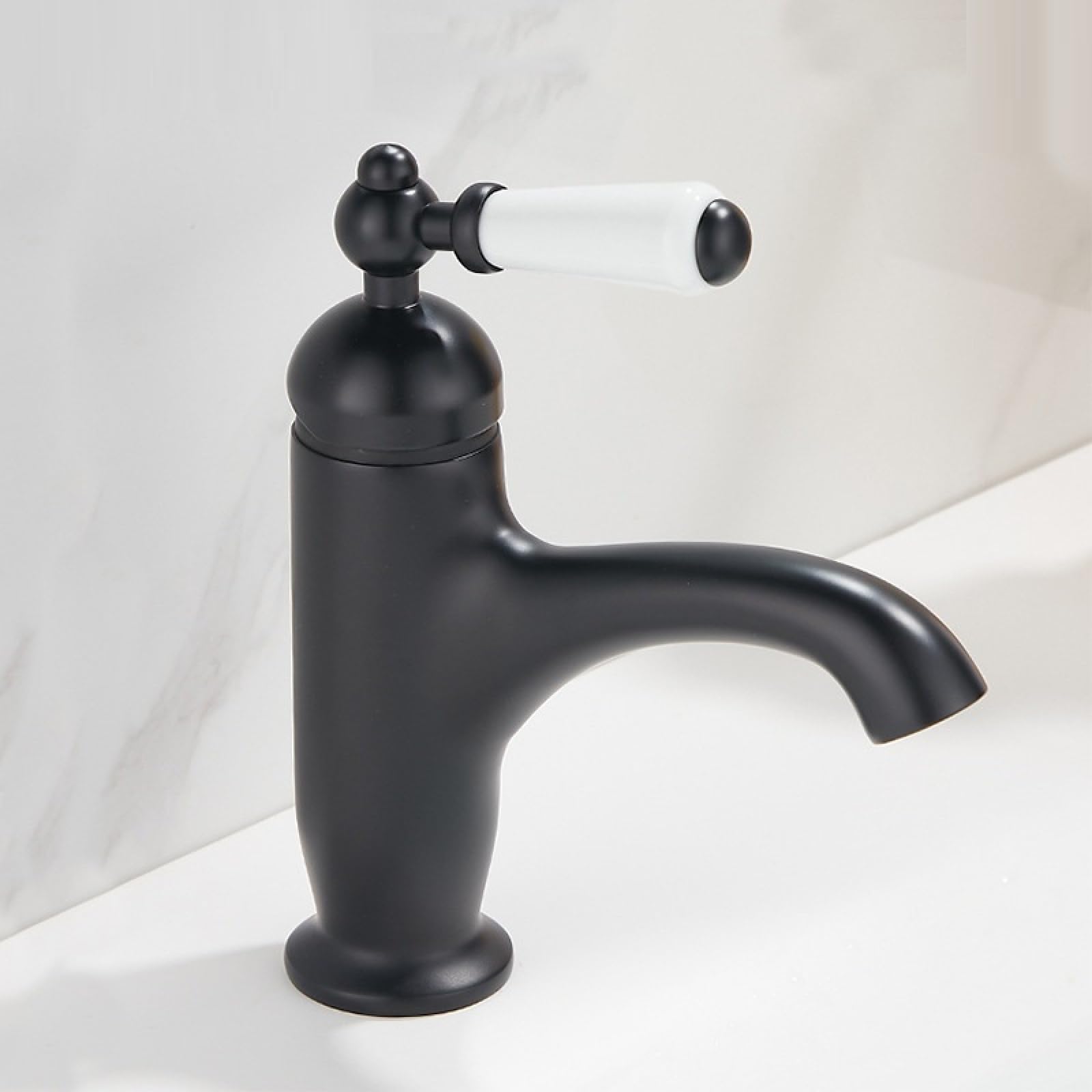Fanjubei Black Version Copper Bathroom Hot And Cold Basin Faucet, Black Model
